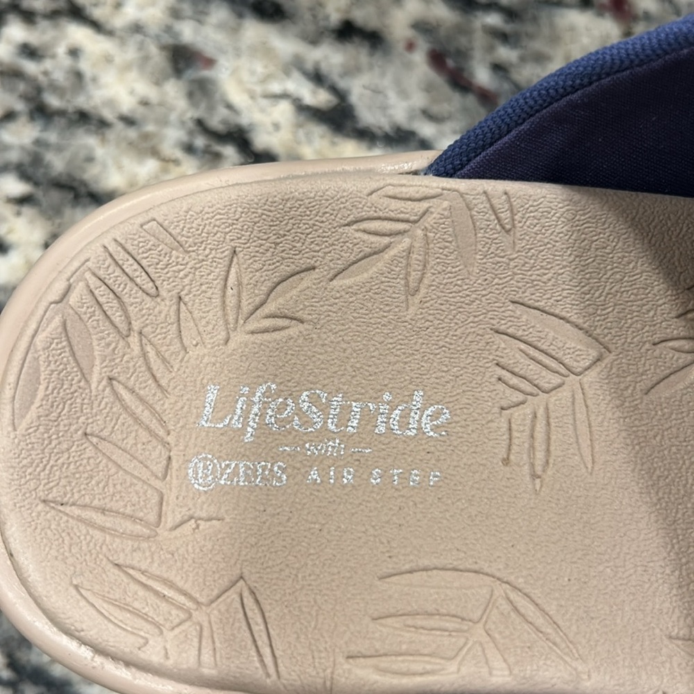 Life Stride Skipper Blue and Tan Sandals with Knotted Design - Picture 3 of 6
